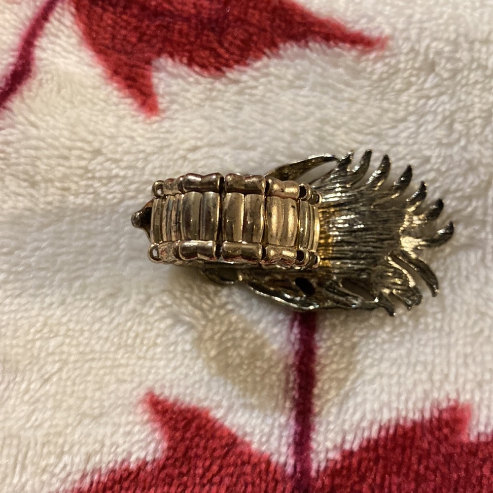 Ring - Picture 4 of 5